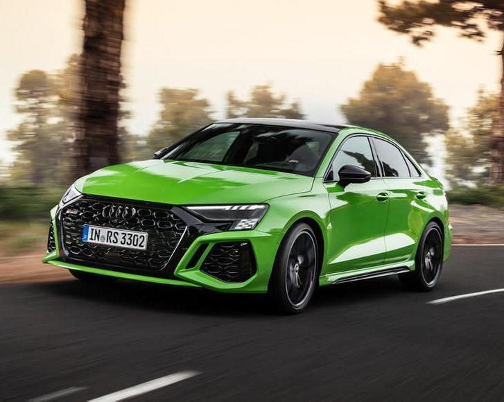 Audi представила обновленный RS3 мощностью 395 л. с. и ценой дороже 50 900 фунтов стерлингов
