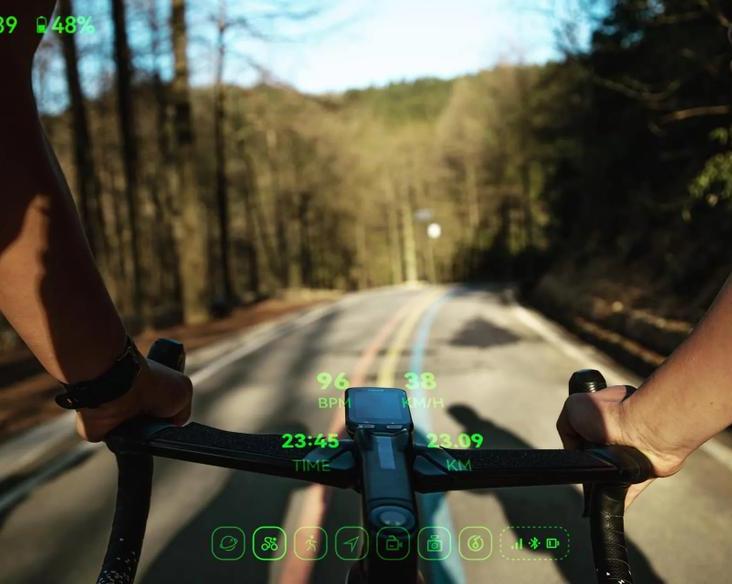Дополняют реальность велосипедисту: представлены AR очки Lawk One