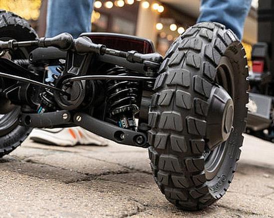 Что получится, если у электросамоката удвоить количество колес? — Dragonfly Hyperscooter